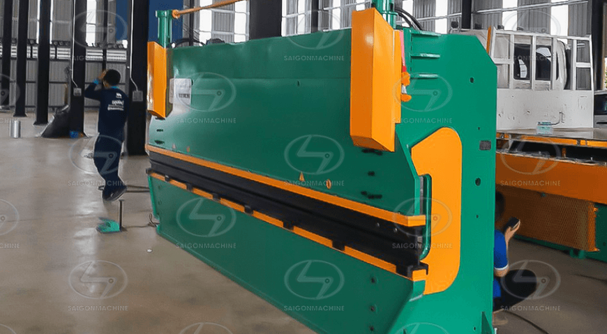 Máy chấn tôn H350, máy chấn tôn, saigon machine, saigonmachine, sgm, SGM, Amata metal sheet limited, cơ khí công nghiệp sài gòn