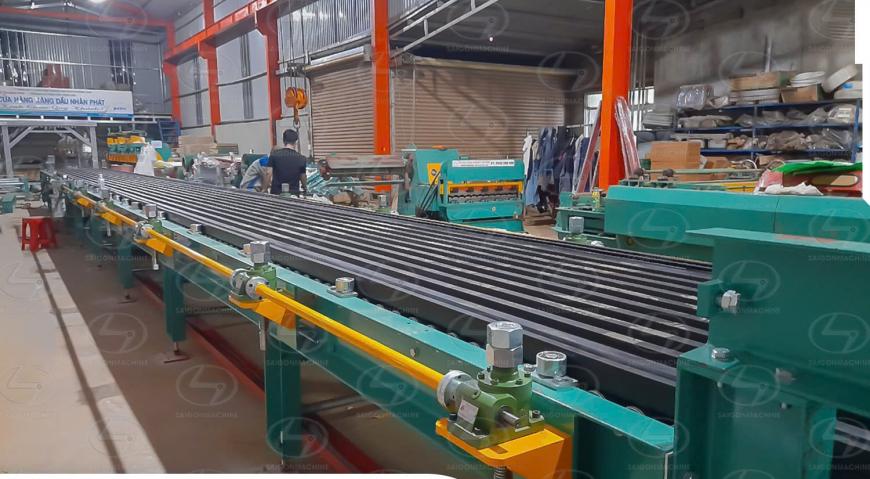 Saigon Machine, saigonmachine, máy cán tôn xốp pu, dây chuyền pu, pu forming, pu roll forming machine, pu, tôn xốp pu cách nhiệt, tôn cách nhiệt, sgm,