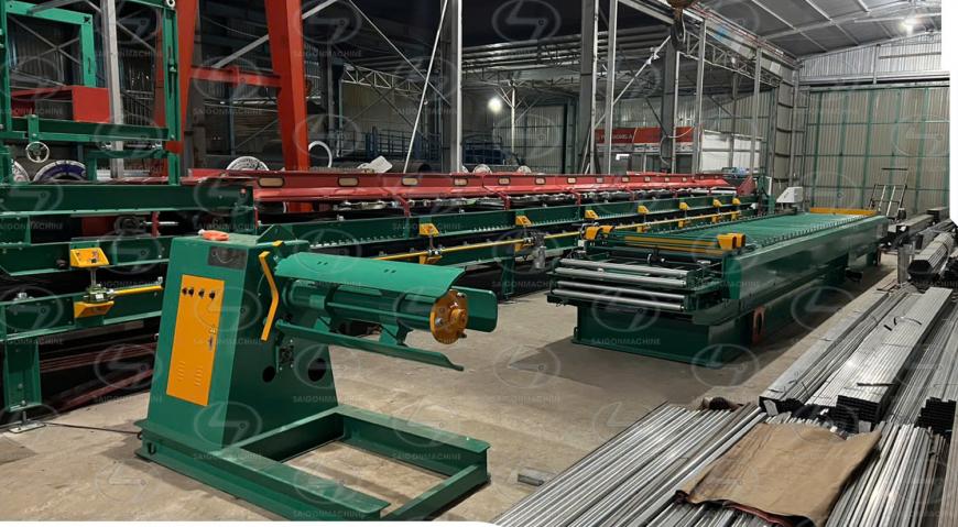 Máy cán tôn xốp PU, máy cán tôn pu, pu forming, pu roll forming machine, máy cán tôn 2 tầng, máy xả cuộn, saigonmachine, sgm, cơ khí công nghiệp sài g