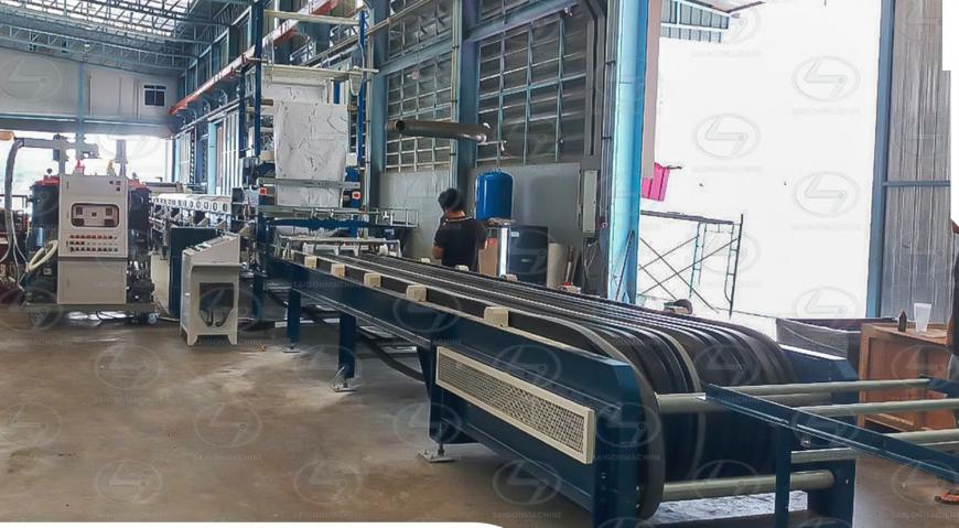 SaigonMachine, SGM,sgm, saigonmachine, pu forming machine, pu, roll forming, ton xop pu